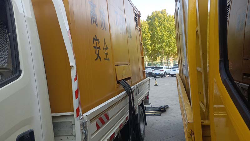 虎丘如何判断柴油发电机组和UPS电源的切换时间是否符合要求？